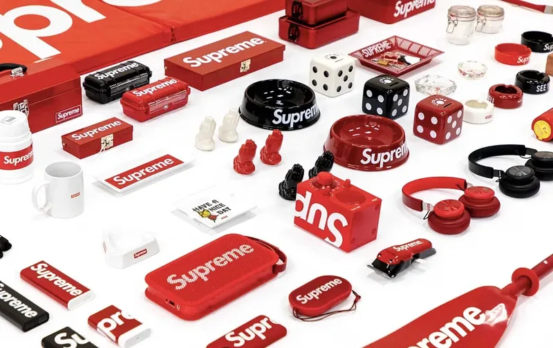 Consistência visual na marca Supreme