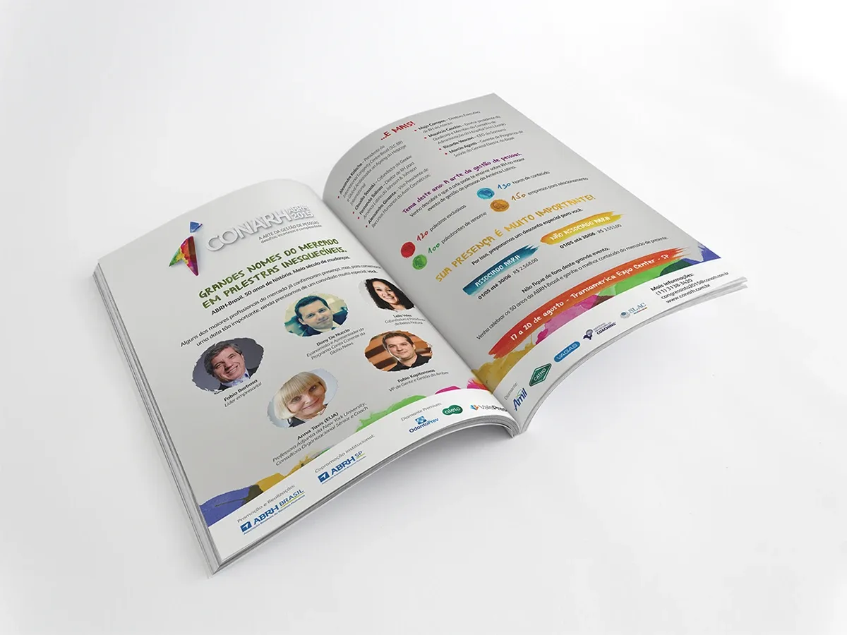 Revista do congresso aberta em spread com palestrantes